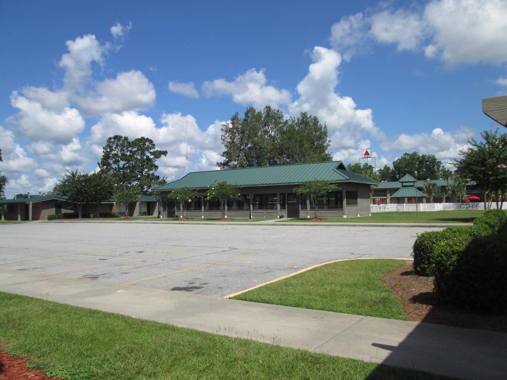 Kinderlou Inn Valdosta Exterior photo